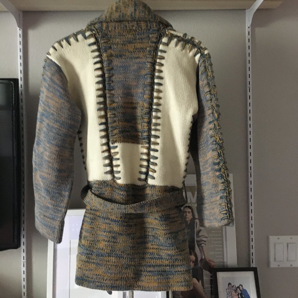 VTG Groovy Wrap Sweater - Picture 2 of 3